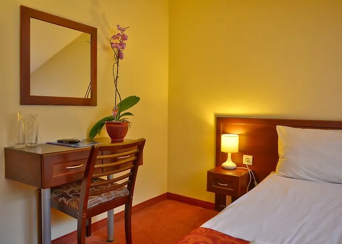 Ξενοδοχείο Balkan 3*